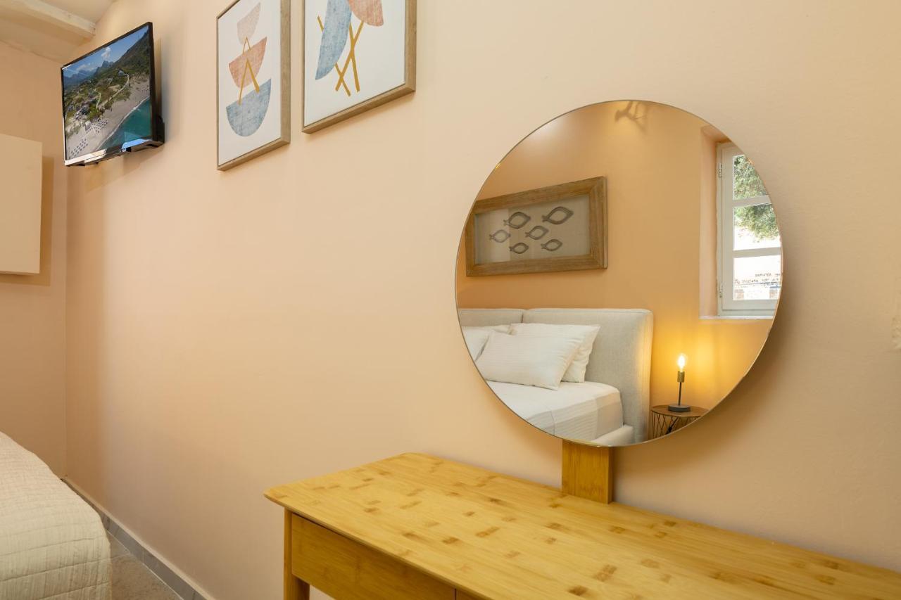 Ydragogeio Rooms Old Town Hriszí Aktí Haniá Kültér fotó